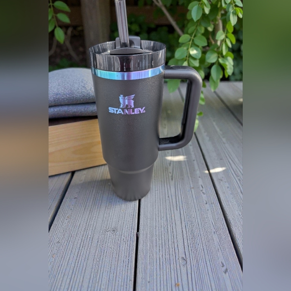 Stanley Black Chroma RARE Quencher H2.0 FlowState Tumbler - 30 oz